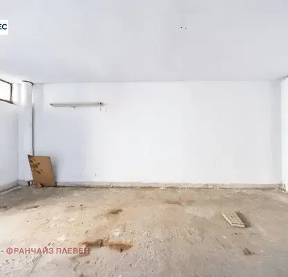 Photo 2 — Garage in Pleven, Idealen Centyr