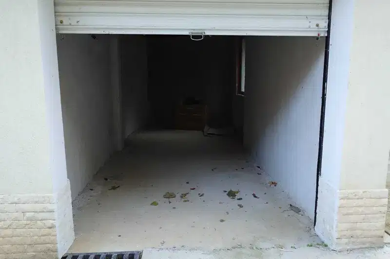 Garage in Pleven, Shirok Centyr