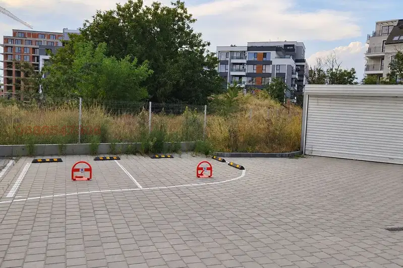 Parking Spot in Plovdiv, Hristo Smirnenski