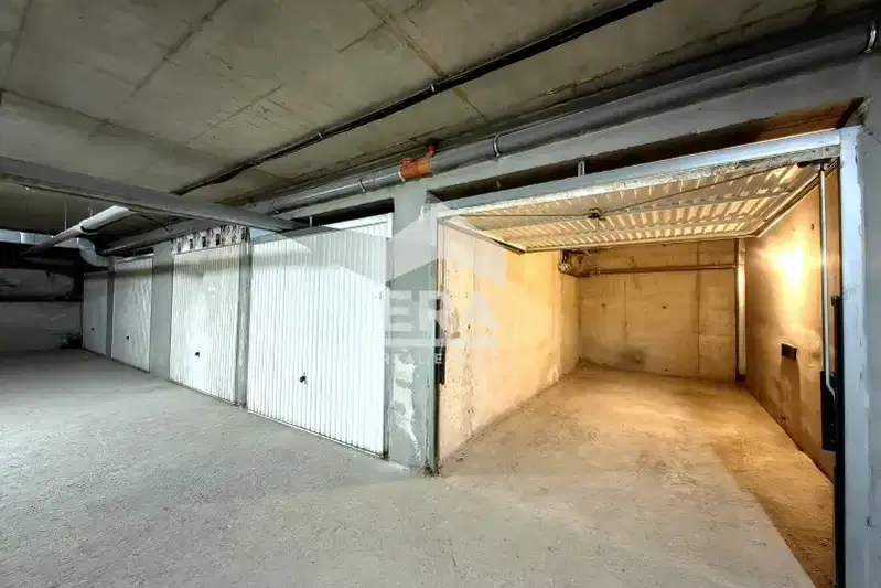 Garage in Ruse, Vyzrajdane