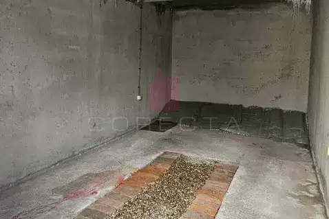 Garage in Ruse, Vyzrajdane