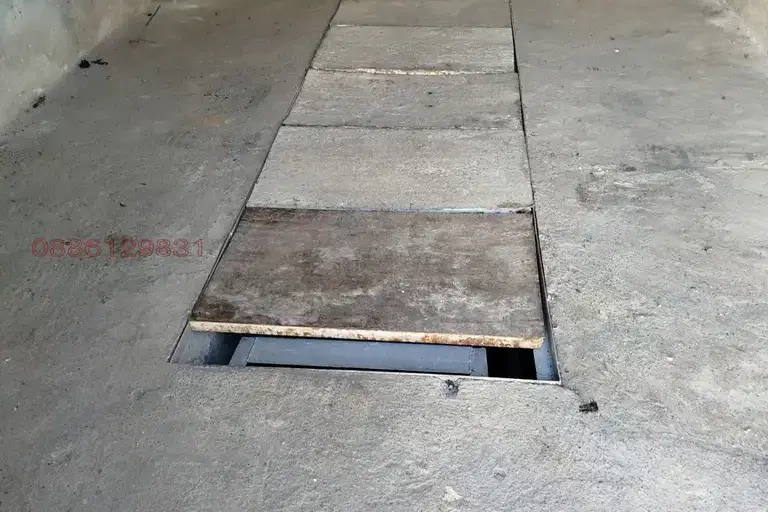 Garage in Ruse, Zdravec