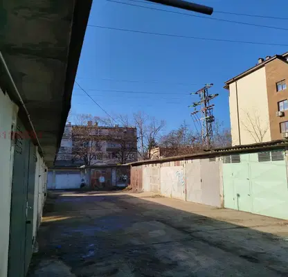 Снимка 3 — Гараж в Русе, Здравец
