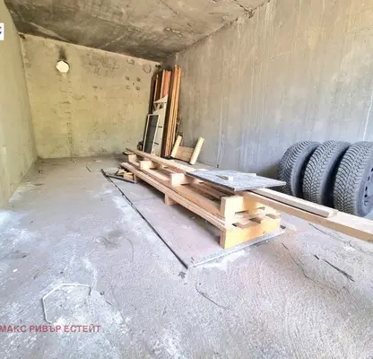 Снимка 4 — Гараж в Русе, Здравец Изток