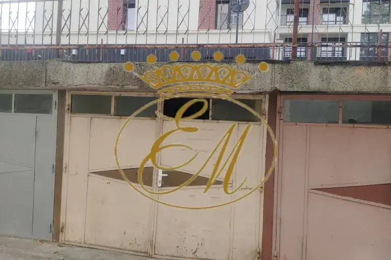 Garage in Shumen, Dobrudjanski