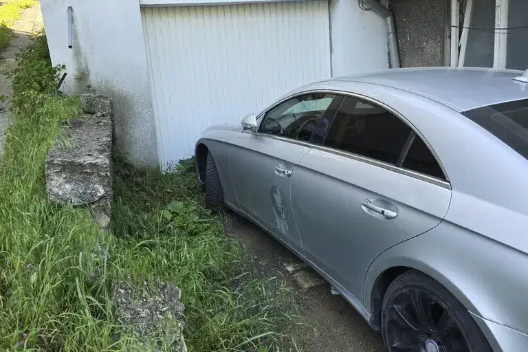 Garage in Shumen, Kurshun Cheshma
