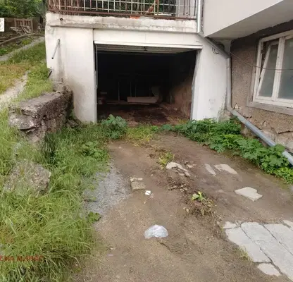 Снимка 2 — Гараж в Шумен, Куршун чешма