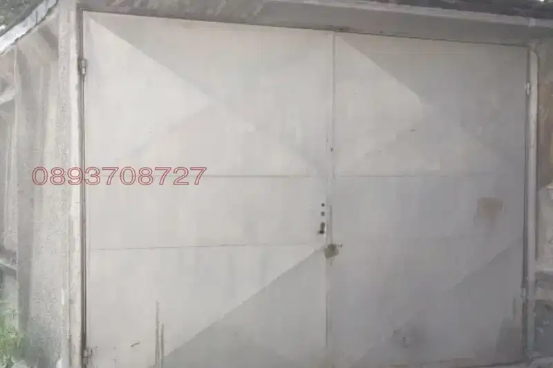 Garage in Shumen, Trakiya