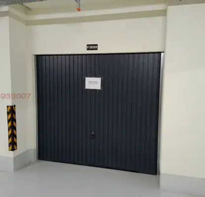 Photo 2 — Garage in Sofia, Banishora