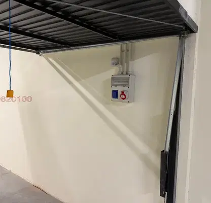 Photo 4 — Garage in Sofia, Banishora