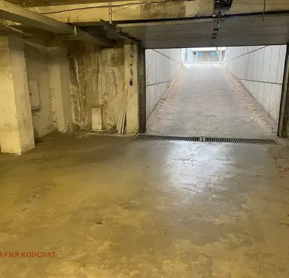 Photo 5 — Garage in Sofia, Borovo