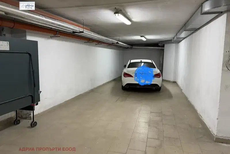 Parking Spot in Sofia, Borovo