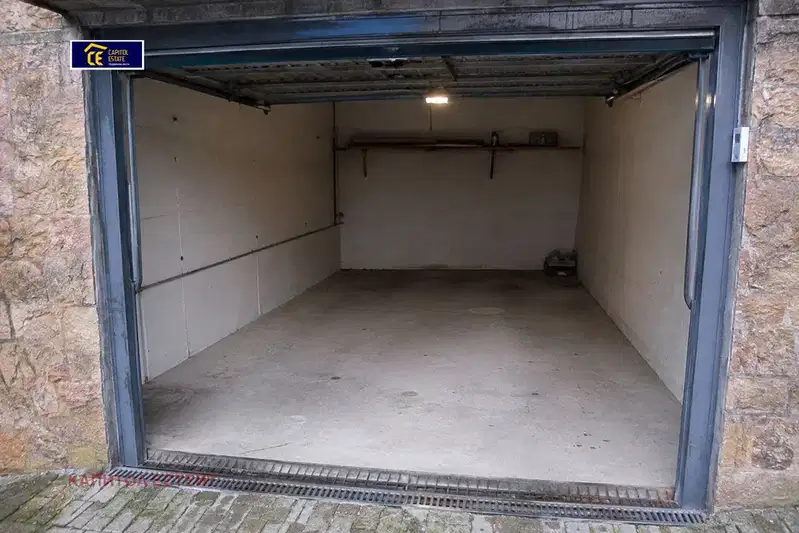 Garage in Sofia, Boyana