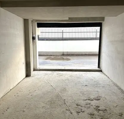 Photo 4 — Garage in Sofia, Centyr