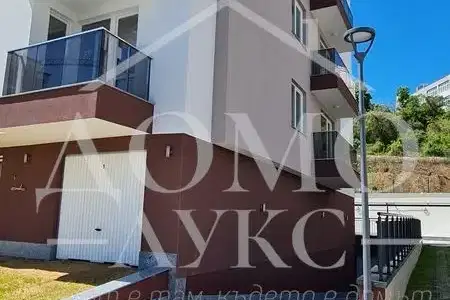 Гараж в София, Дружба 2