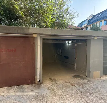 Photo 3 — Garage in Sofia, Geo Milev