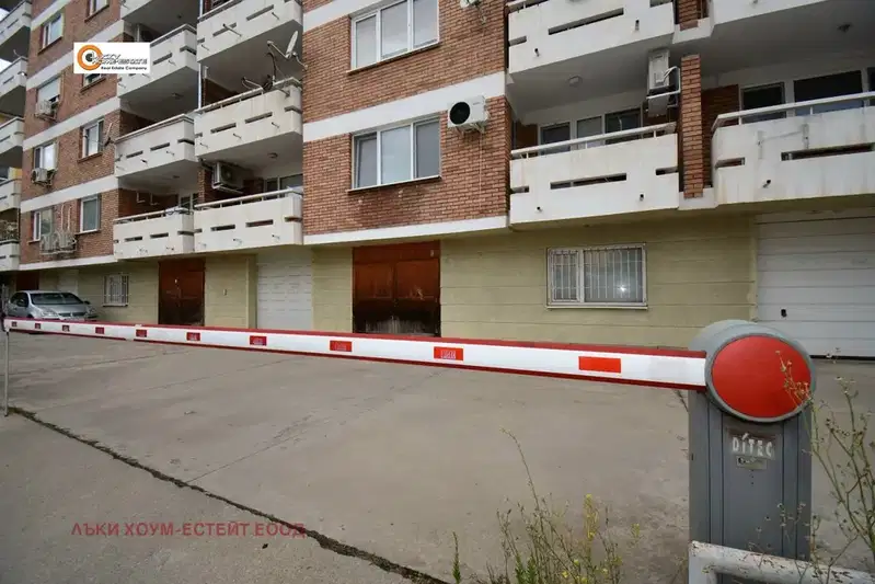 Garage in Sofia, Goce Delchev