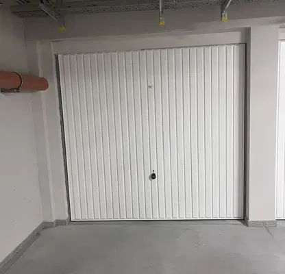Photo 4 — Garage in Sofia, Krystova Vada