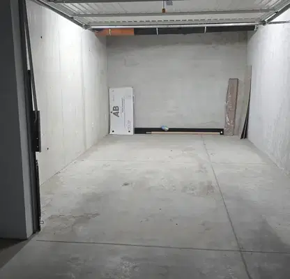 Photo 2 — Garage in Sofia, Krystova Vada