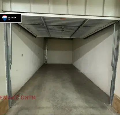Photo 4 — Garage in Sofia, Lozenec
