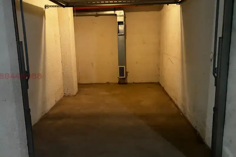 Garage in Sofia, Lozenec