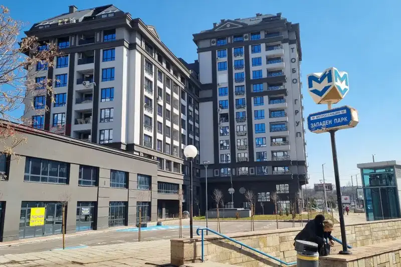 Гараж в София, Люлин 10