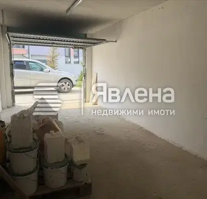 Снимка 2 — Гараж в София, Малинова долина