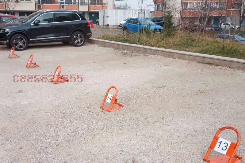 Паркомясто в София, Манастирски ливади