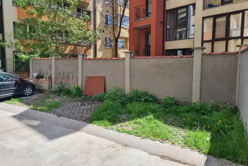 Garage in Sofia, Medicinska Akademiya