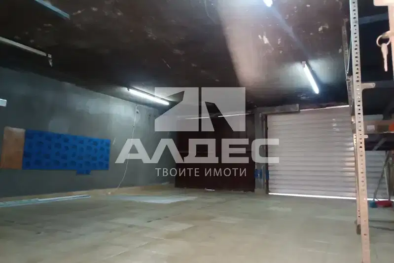Garage in Sofia, Oborishte