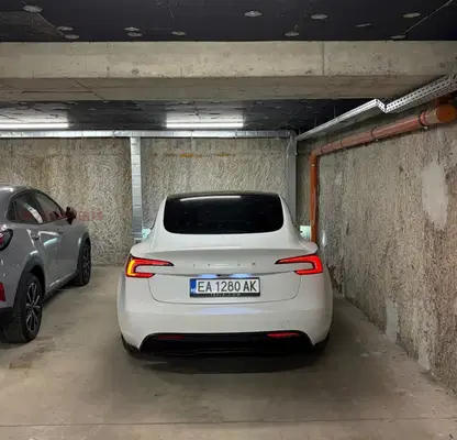 Photo 2 — Parking Spot in Sofia, Oborishte