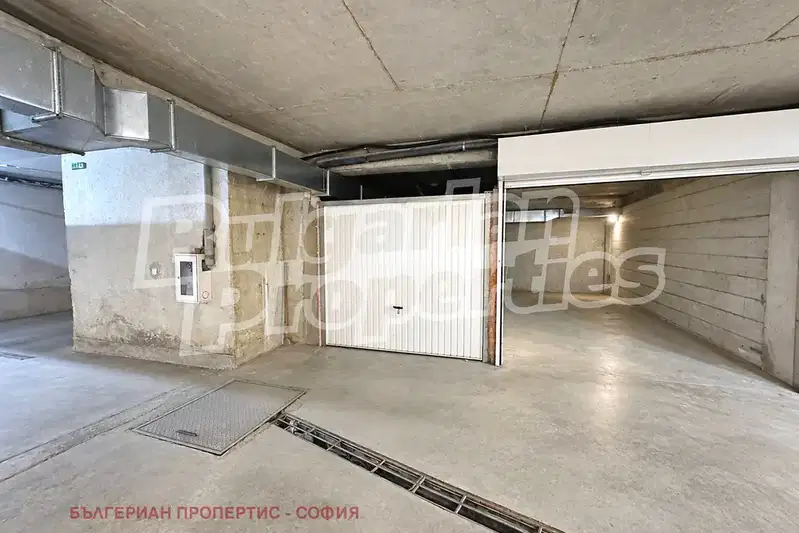 Garage in Sofia, Ovcha Kupel 1