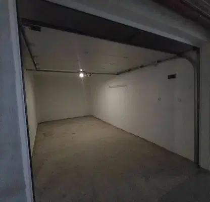 Photo 2 — Garage in Sofia, Poduyane