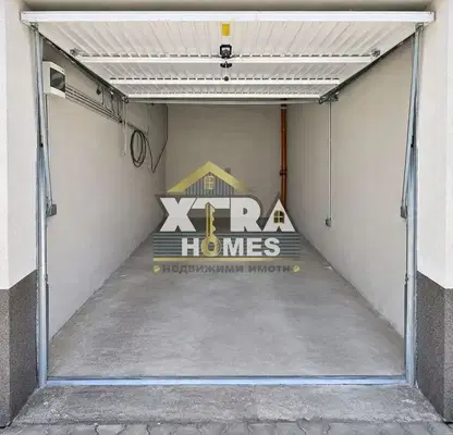 Photo 4 — Garage in Sofia, Poligona