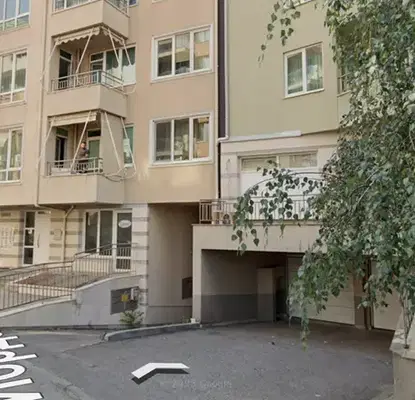 Photo 2 — Garage in Sofia, Studentski Grad