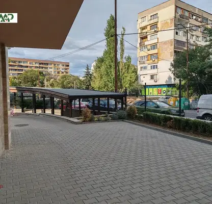 Снимка 3 — Гараж в София, Сухата река