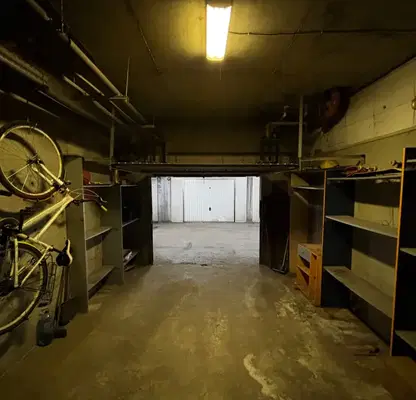Photo 2 — Garage in Sofia, Svoboda