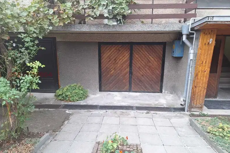 Garage in Sofia, Vitosha