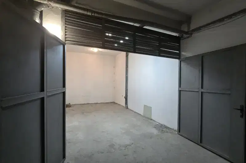 Garage in Stara Zagora, Ayazmoto