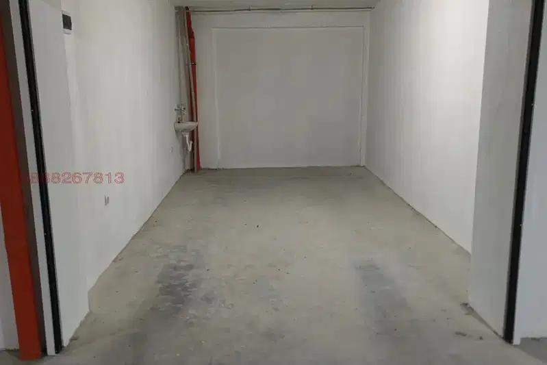 Garage in Stara Zagora, Kazanski