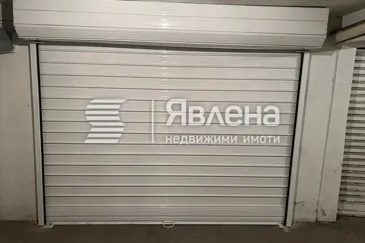 Garage in Varna, Grycka Mahala