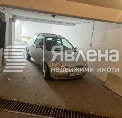 Снимка 2 — Гараж във Варна, Гръцка махала