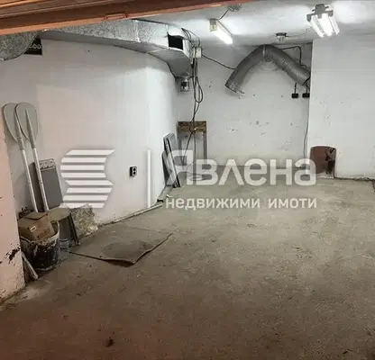 Снимка 4 — Гараж във Варна, Гръцка махала