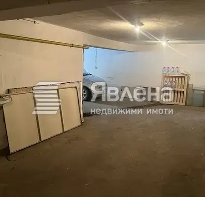 Снимка 5 — Гараж във Варна, Гръцка махала