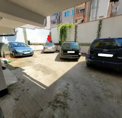 Photo 2 — Parking Spot in Varna, Kolhozen Pazar