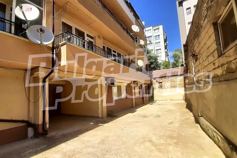 Parking Spot in Varna, Kolhozen Pazar