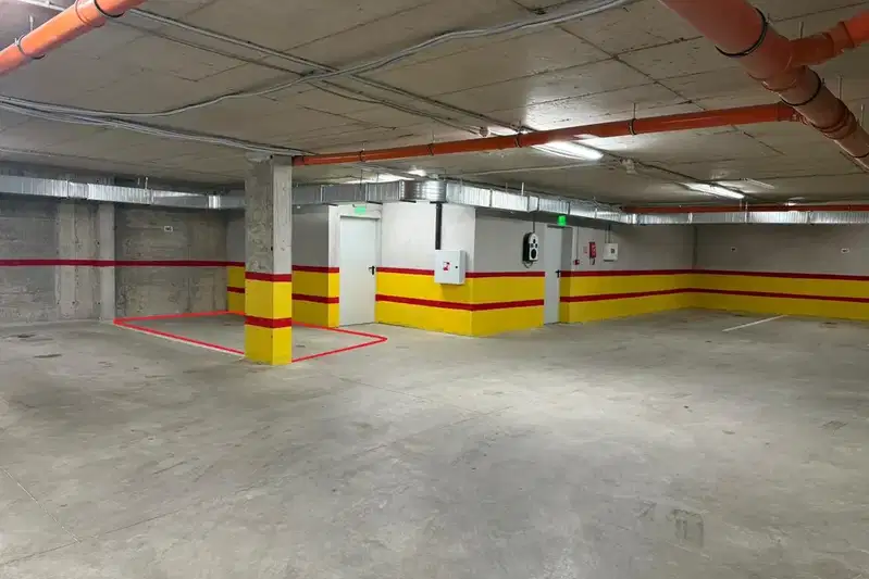 Parking Spot in Varna, Kolhozen Pazar