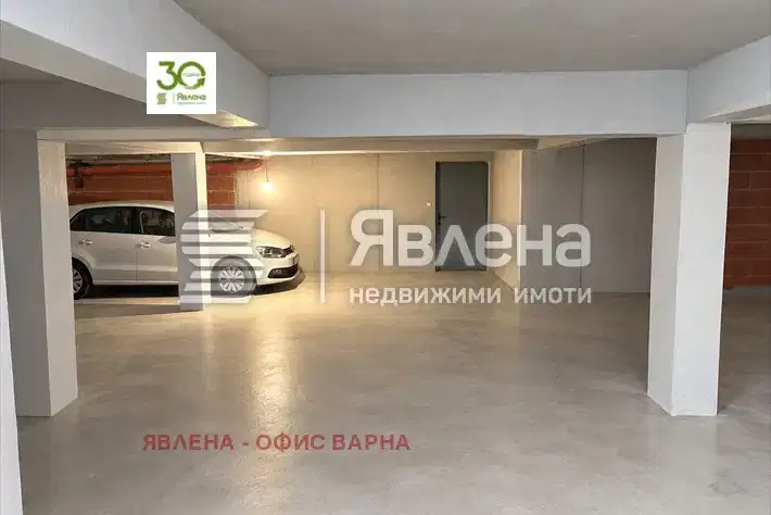 Garage in Varna, Lyatno Kino Trakiya