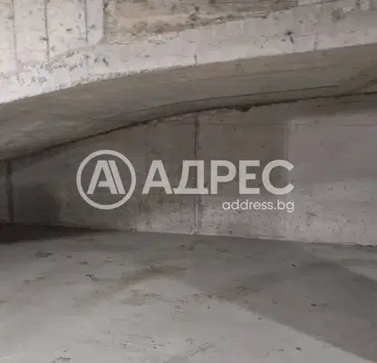Photo 3 — Parking Spot in Varna, Pobeda