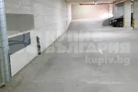 Parking Spot in Varna, Troshevo